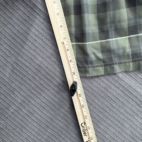 Lululemon Chino Shorts Men 38 Green Plaid Casual Outdoor Weekend Vacation. - Picture 6 of 8